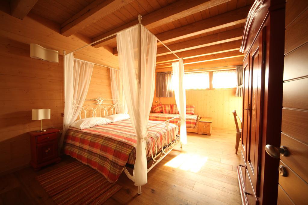 Le Case Dei Baff Morbegno Habitación foto